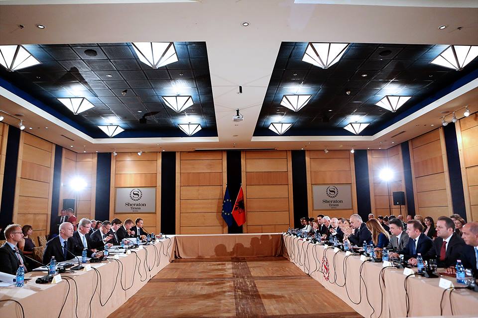 Konkluzionet e përbashkëta të Dialogut të Nivelit të Lartë për prioritetet kyçe.