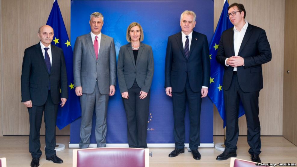 Tensioni Kosovë-Serbi dhe ndërmjetësimi i Mogherinit